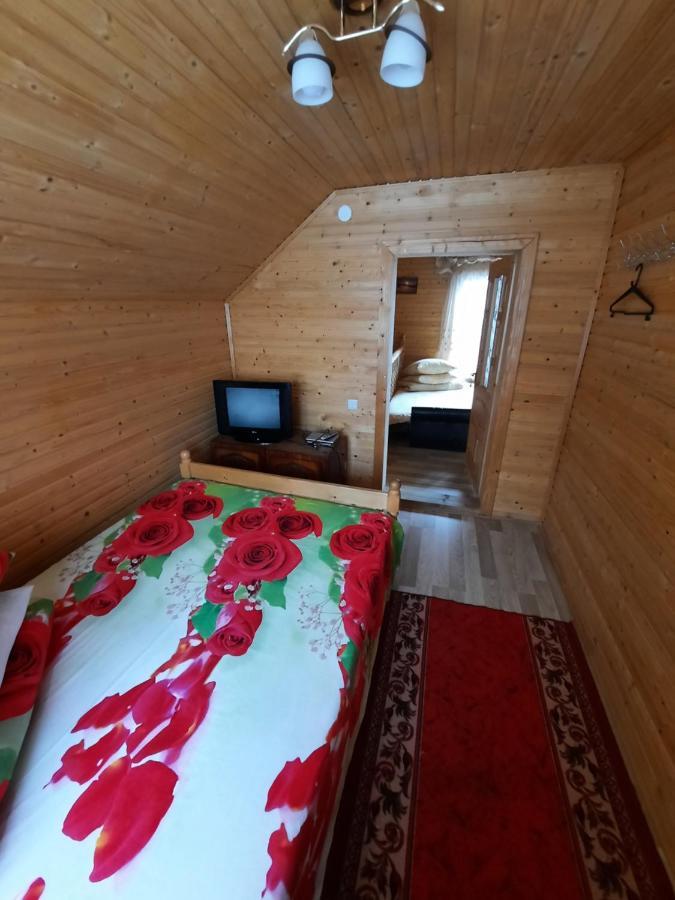 Гостинний Двір Матійчуків Villa Vorochta Exteriör bild