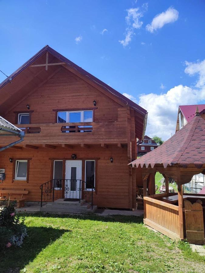 Гостинний Двір Матійчуків Villa Vorochta Exteriör bild